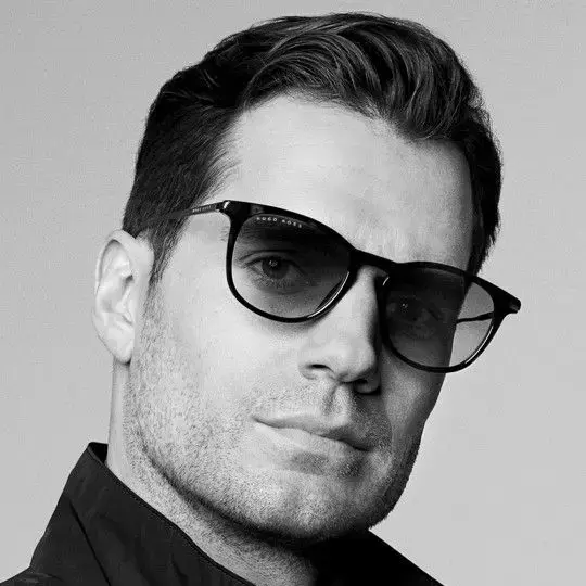 Генри Кавилл — амбассадор BOSS Eyewear